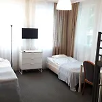 Alojamento de Acomodação e Pequeno-almoço Park 3*