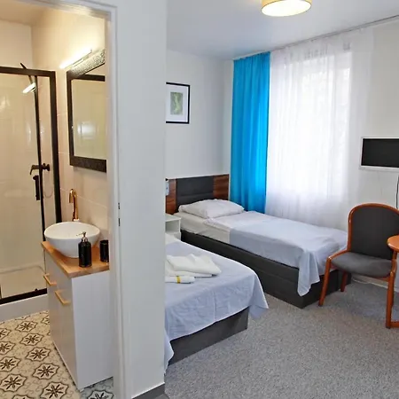 Park فندق مبيت وإفطار مينززدرويه